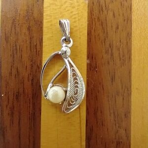Charm Vintage Genuine Pearl Sterling Silver Pendant